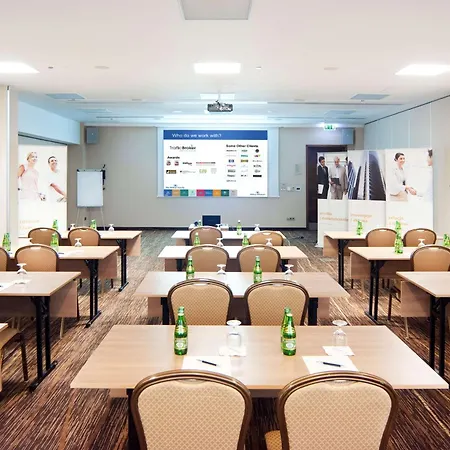 Hilton Garden 酒店 4*