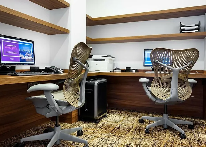 Hilton Garden 酒店 4*