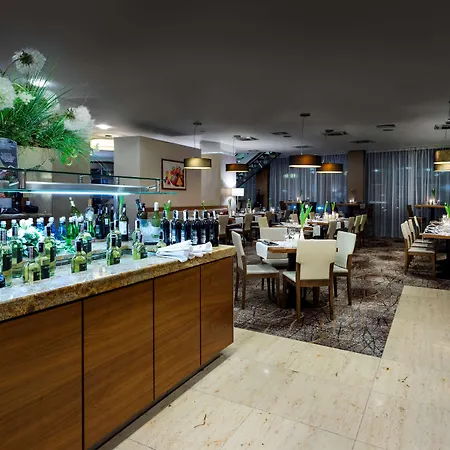 克拉科夫希尔顿花园酒店 酒店