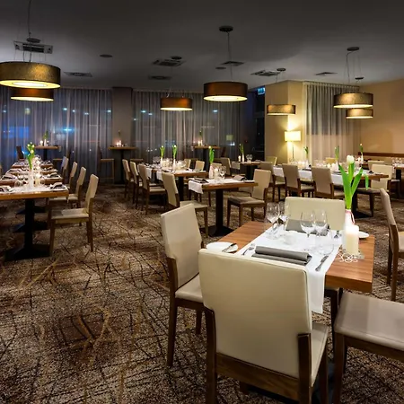 Hilton Garden Отель Краков