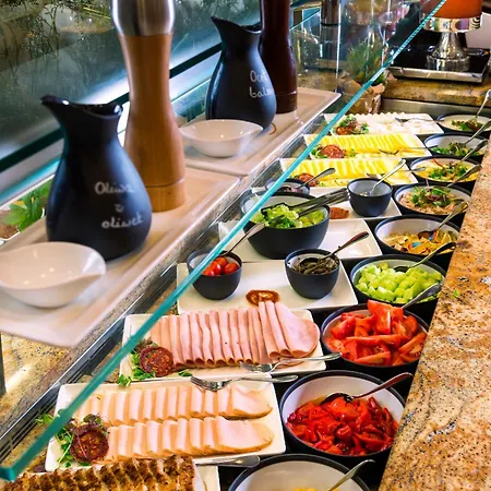 克拉科夫希尔顿花园酒店 4* 克拉科夫