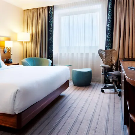Hilton Garden Отель 4*