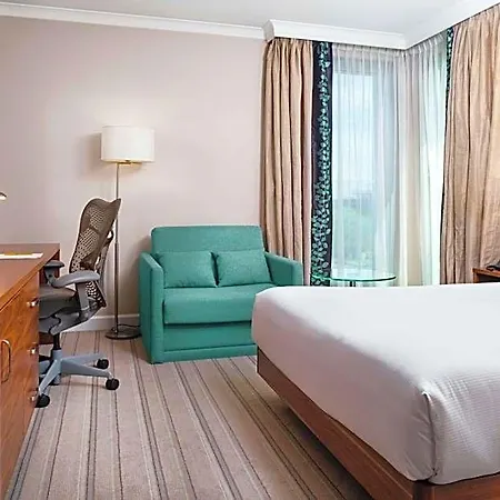 فندق هيلتون غاردين إن كراكوف 4*