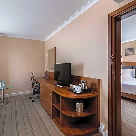 Hilton Garden 4* Краков
