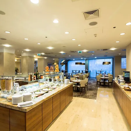 Hilton Garden Отель 4*