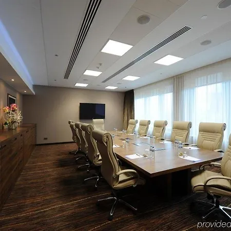 Hilton Garden Ξενοδοχείο 4*