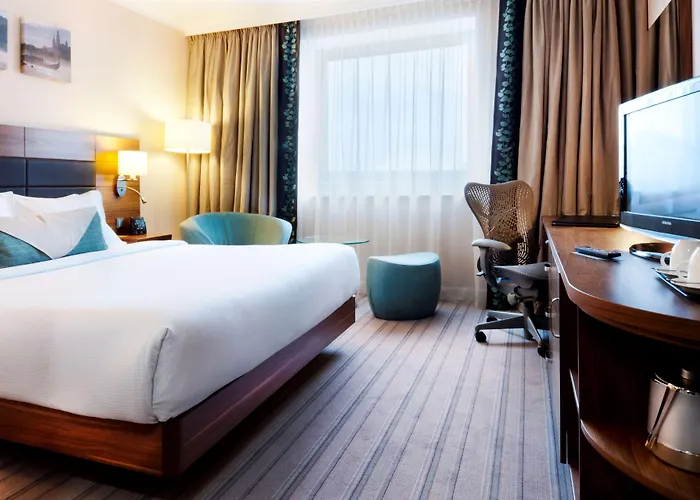 Hilton Garden Otel 4*